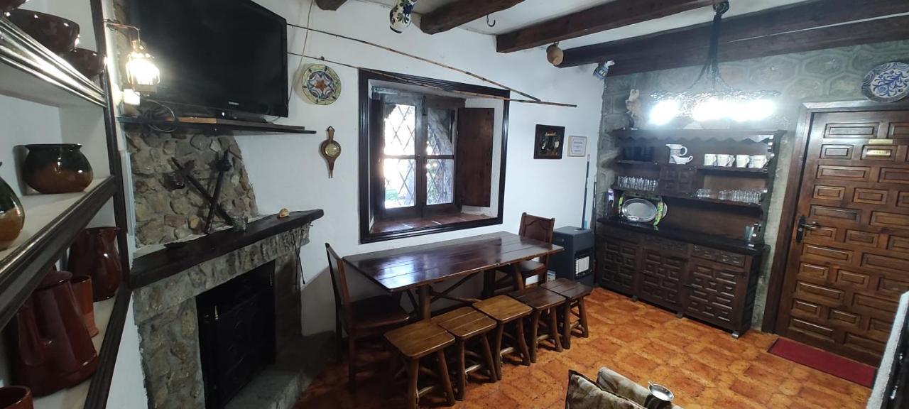 Isla Del Burguillo Pension Ávila Buitenkant foto